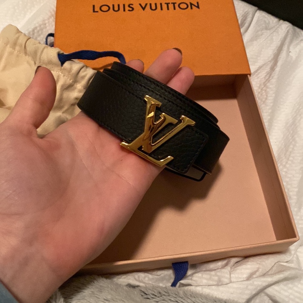 Louis Vuitton reversible belt
